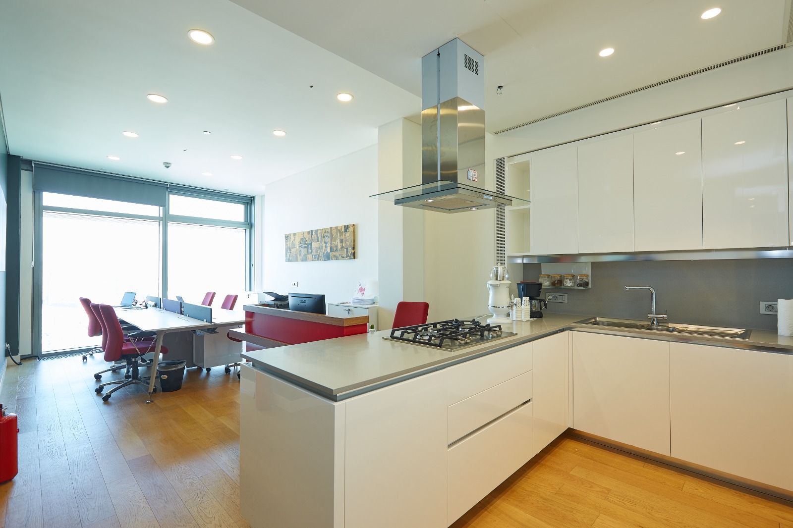 eOfis Emaar Square image 2