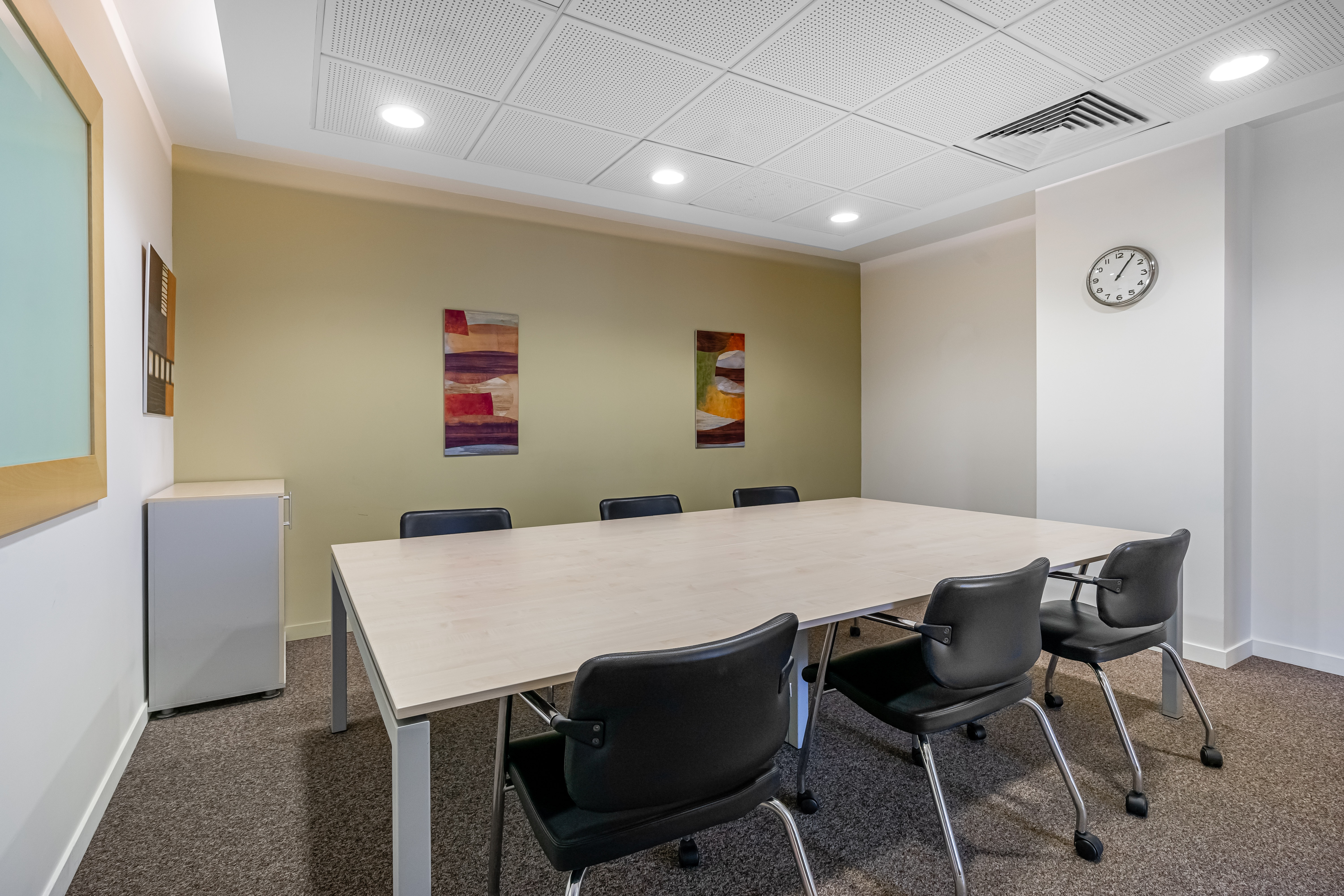 Regus - Istanbul, Besiktas Selenium image 4