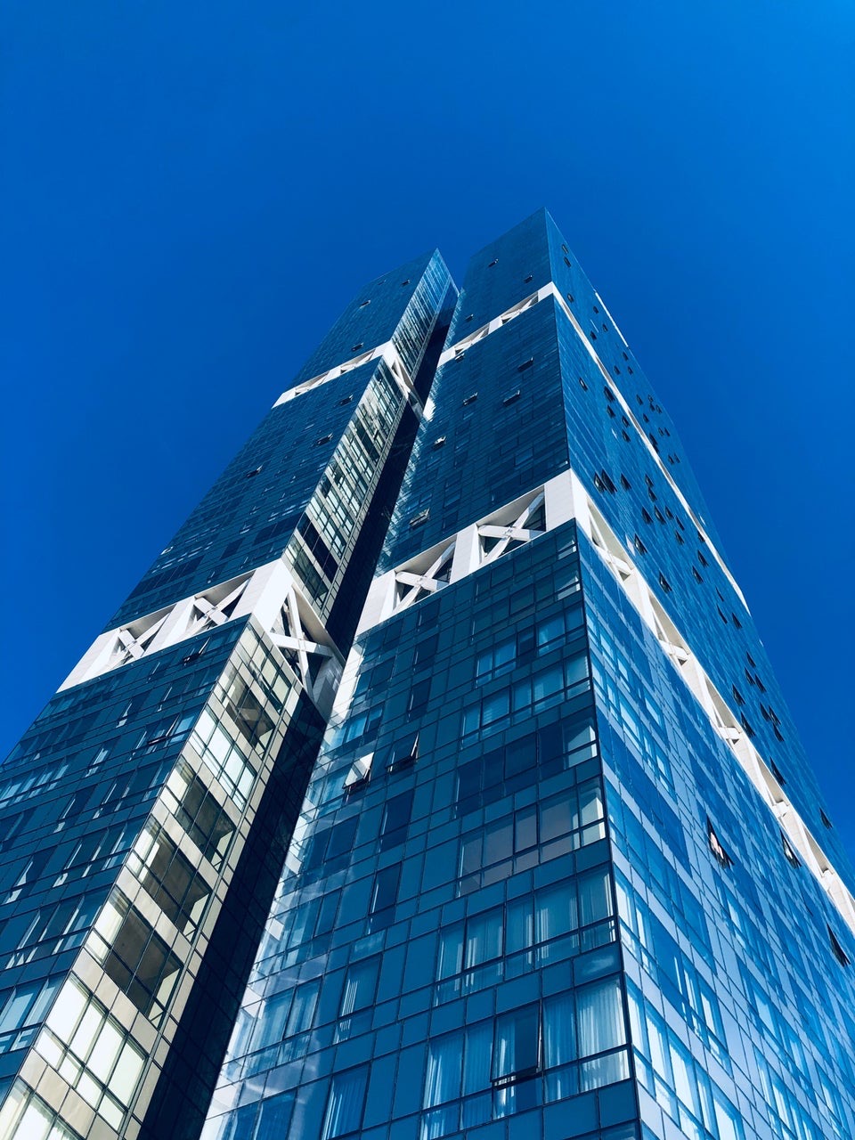 SwissOffices Exen Building image 4