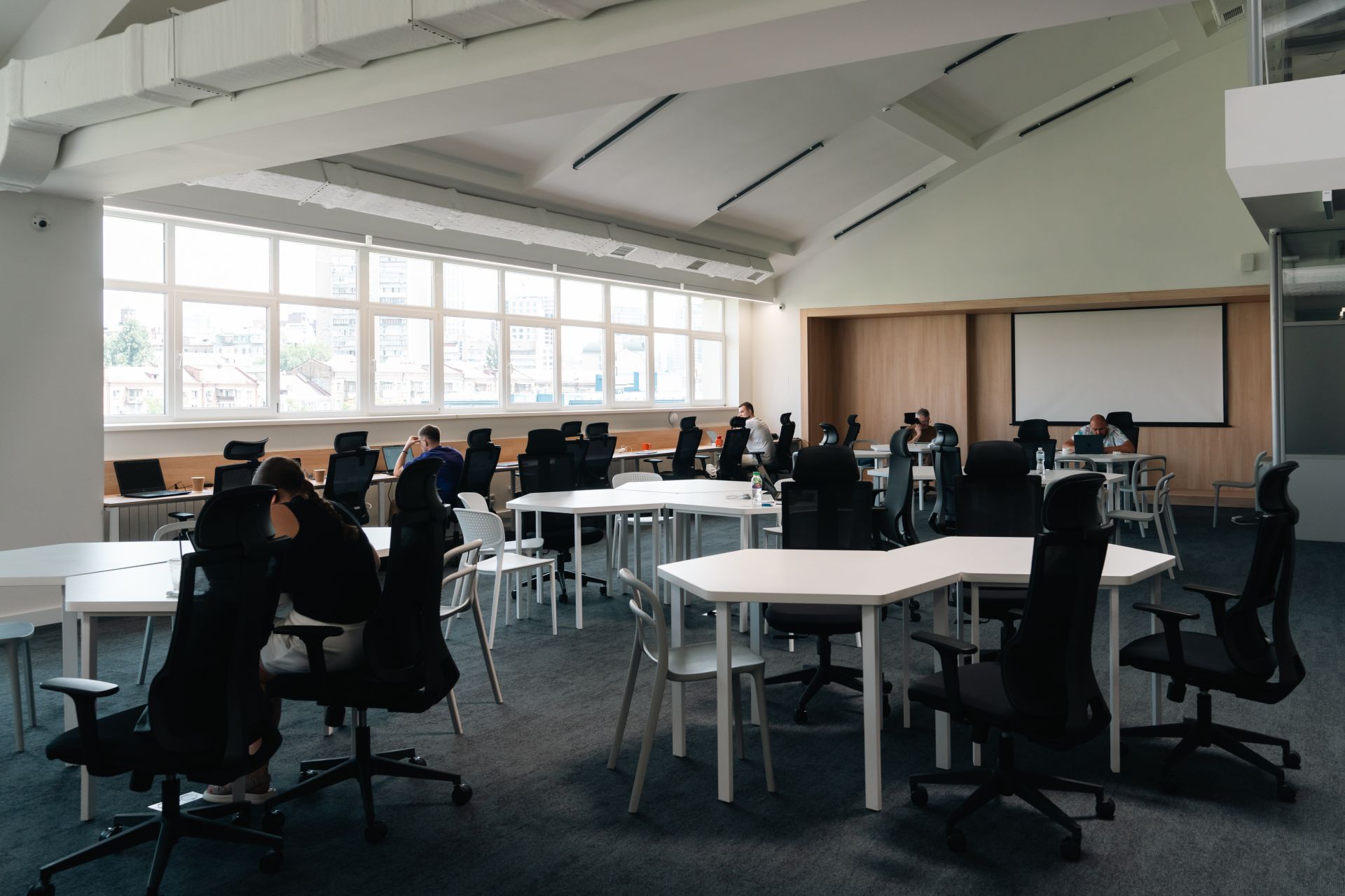 Coworking by Europasage image 2