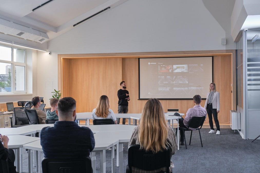 Coworking by Europasage image 3