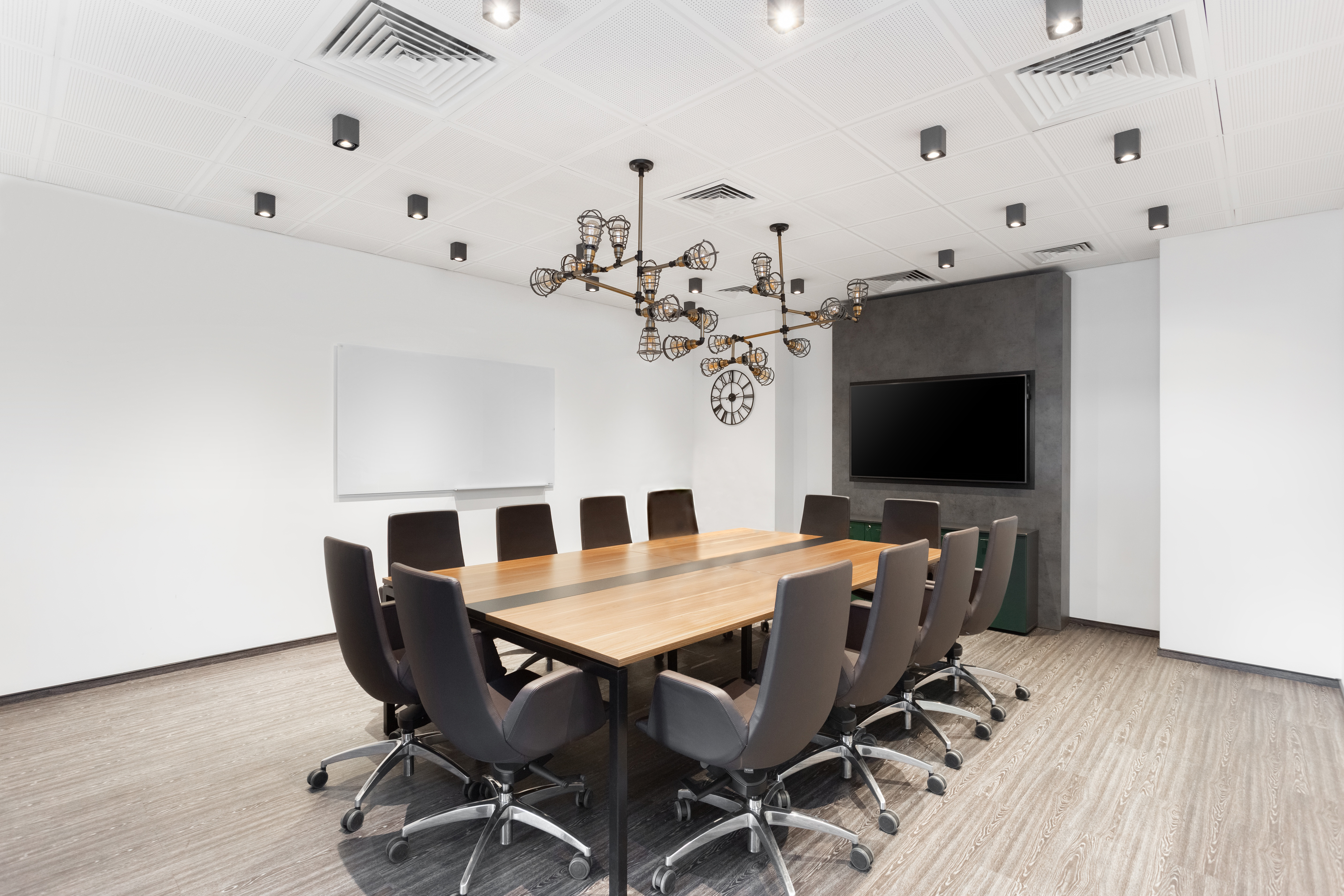 Regus - Kiev, Forum West Side image 4