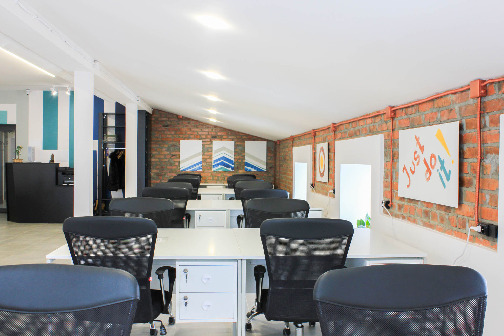 Smart Coworking image 2