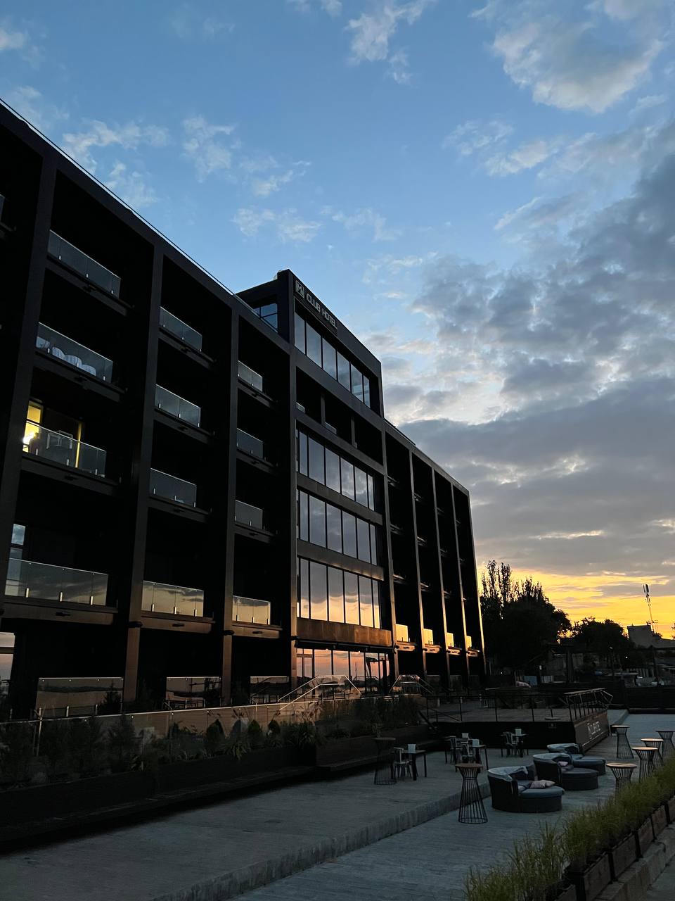 М1 Club Hotel image 5