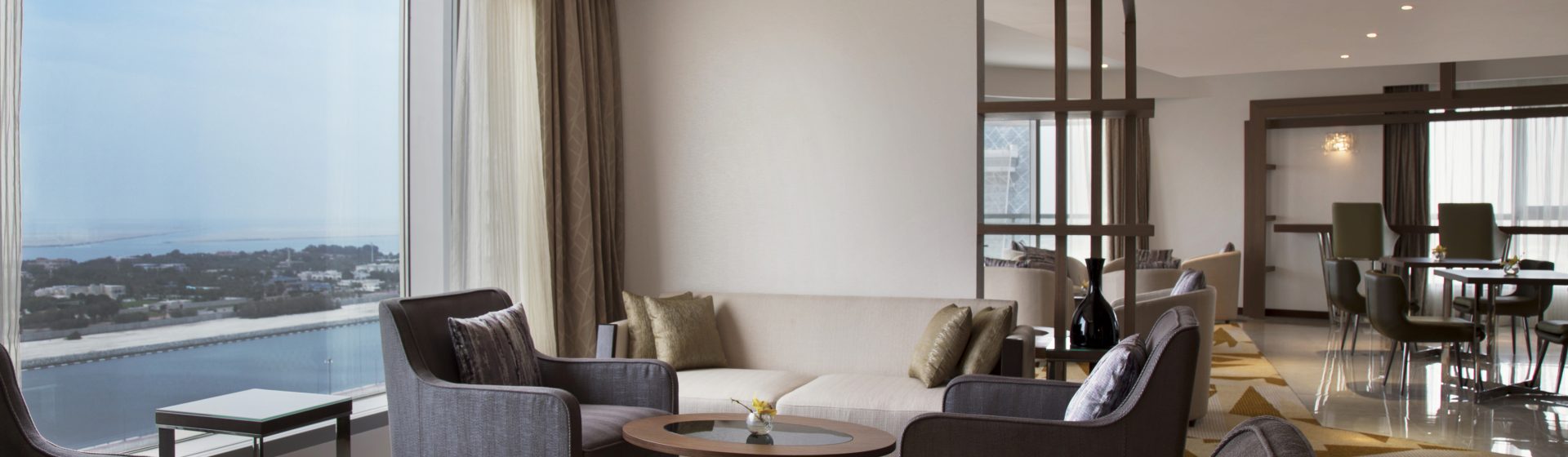 Witwork @Club Lounge Pearl Rotana image 2