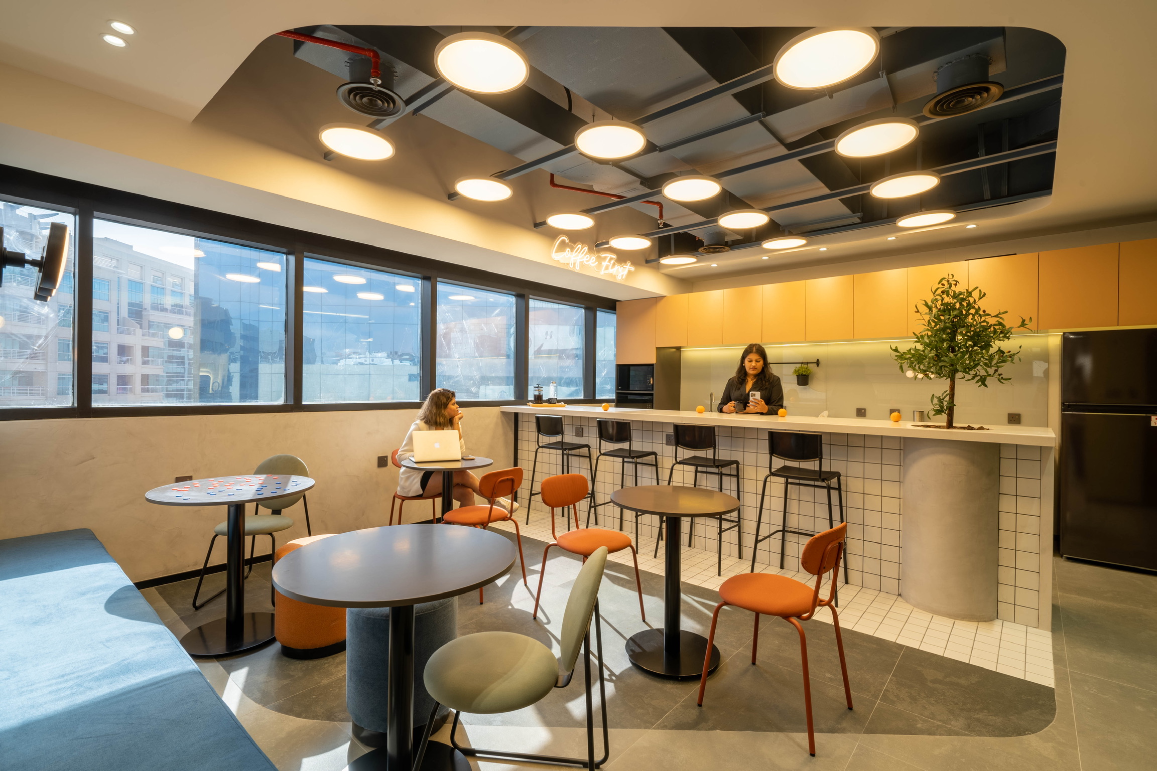 DHANGUARD BUSINESS CENTER image 3