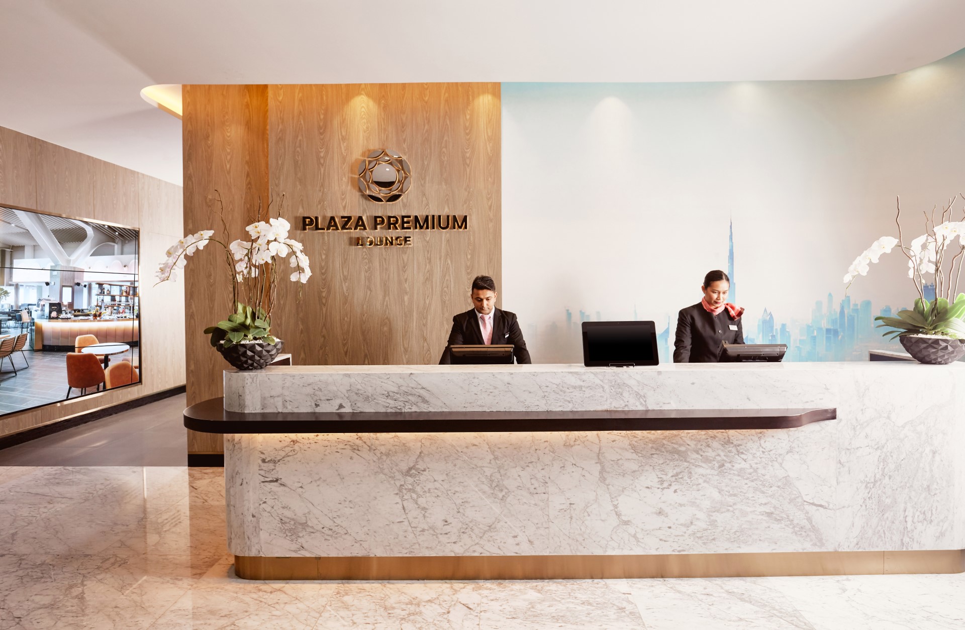 Plaza Premium Lounge (International Departures) / Dubai image 2