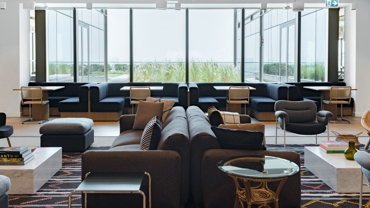 WeWork One Central image 2