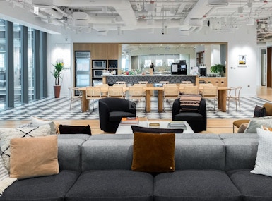 WeWork One Central image 4