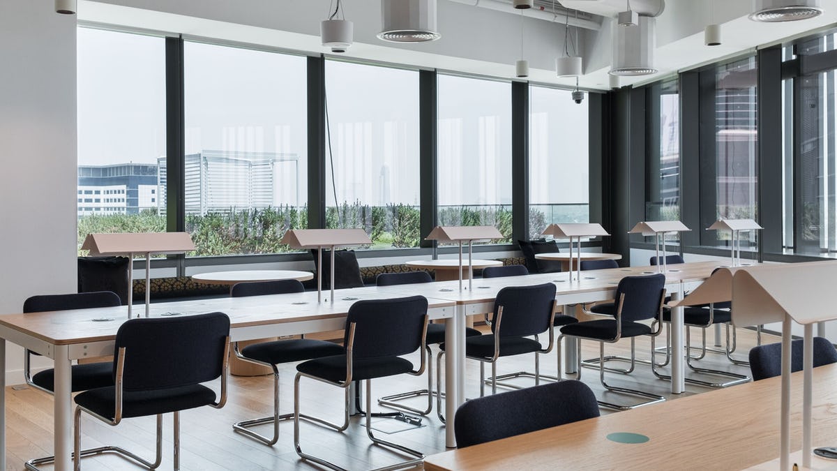 WeWork One Central image 5