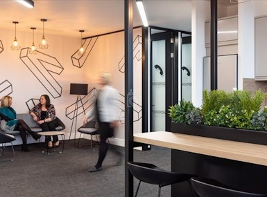 Mantle Business Centres Ltd image 4