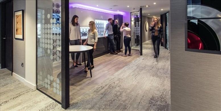 Podium Space image 3