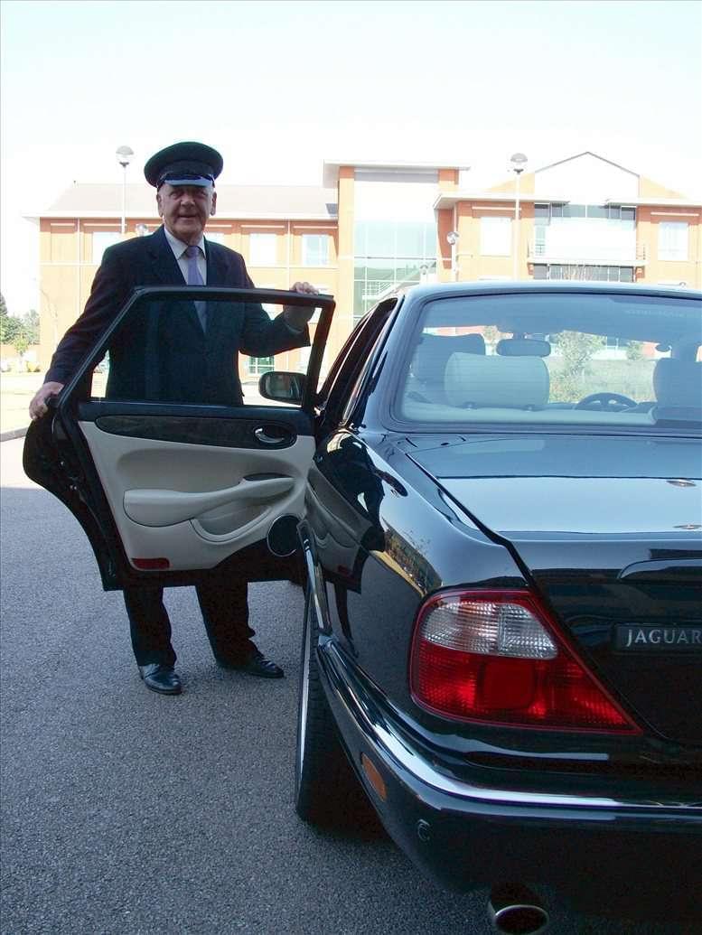 Executive Communication Centres image 3