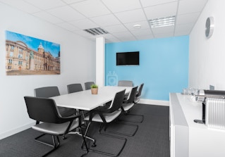 Regus - Birmingham Airport, Regus Express image 2