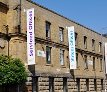 Malik House Oakwood Court profile image