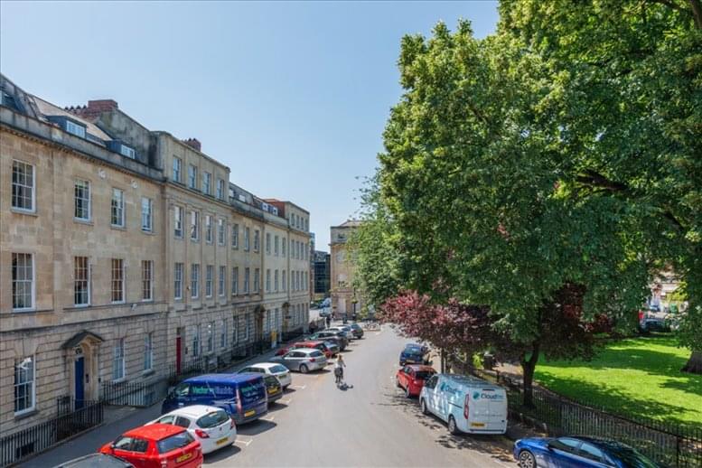 Arlo Holdings image 2