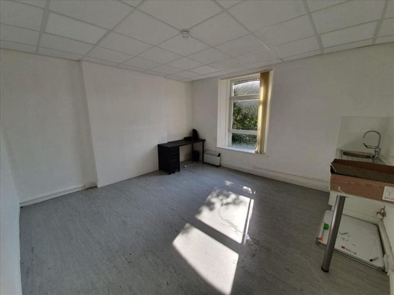 R One Investment Limited image 2