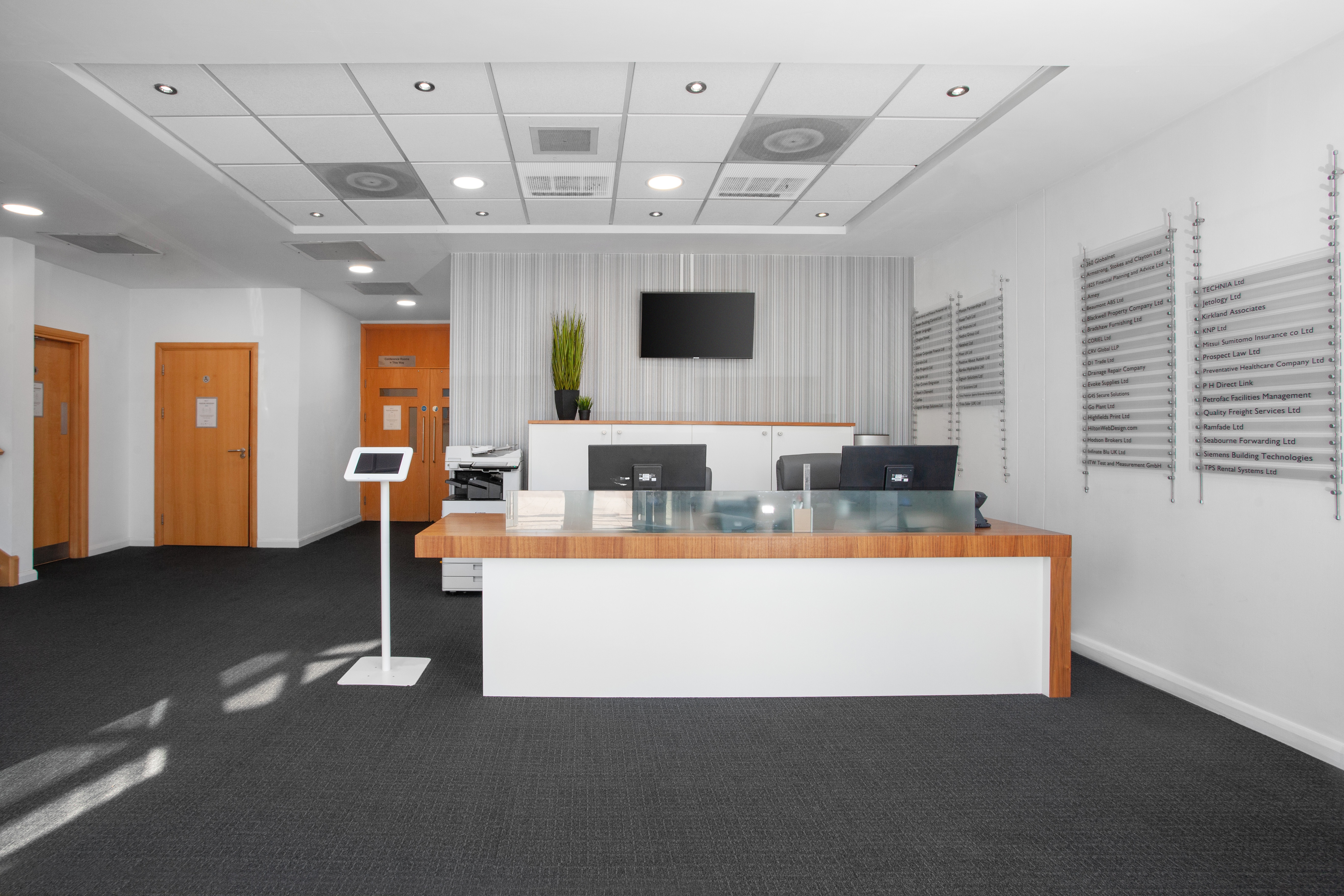 Regus - Nottingham East Midlands Airport image 2