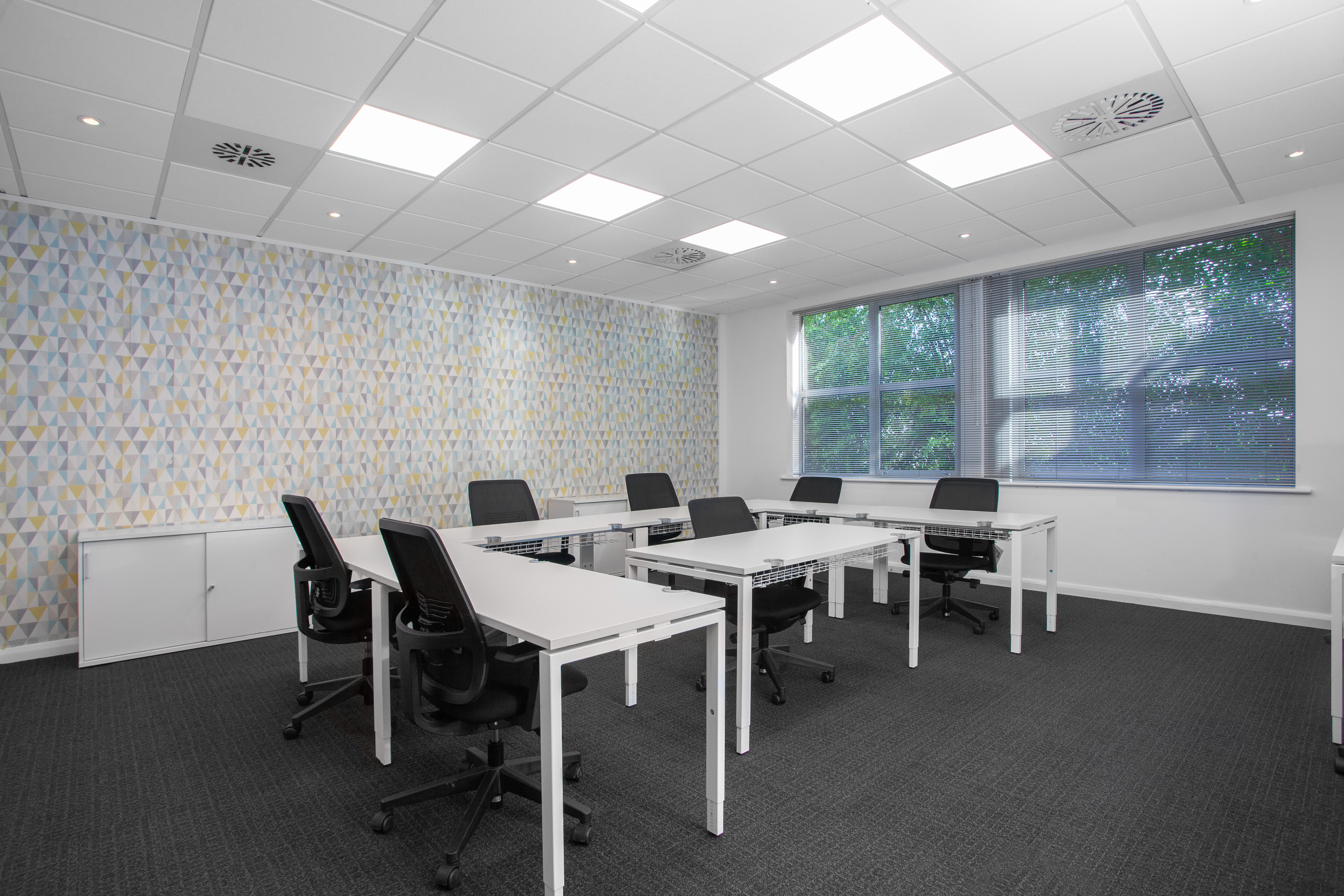 Regus - Nottingham East Midlands Airport image 3