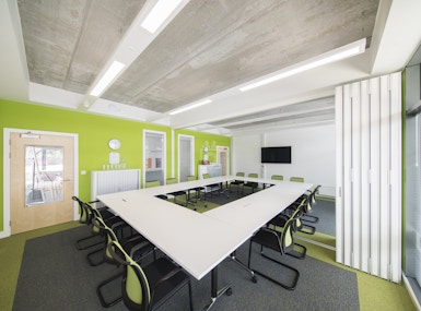 Basepoint - Chichester, Enterprise Centre image 3