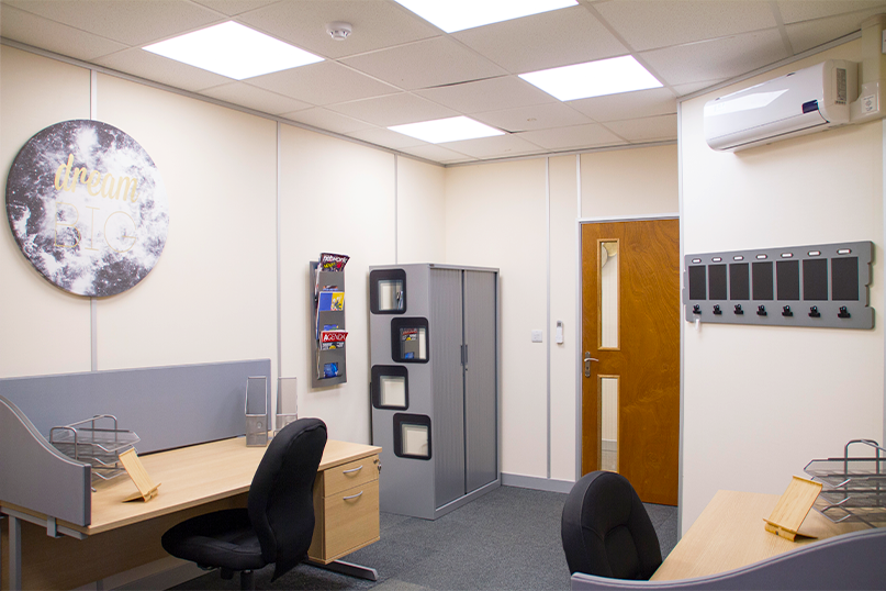 Oberoi Business Hub image 3