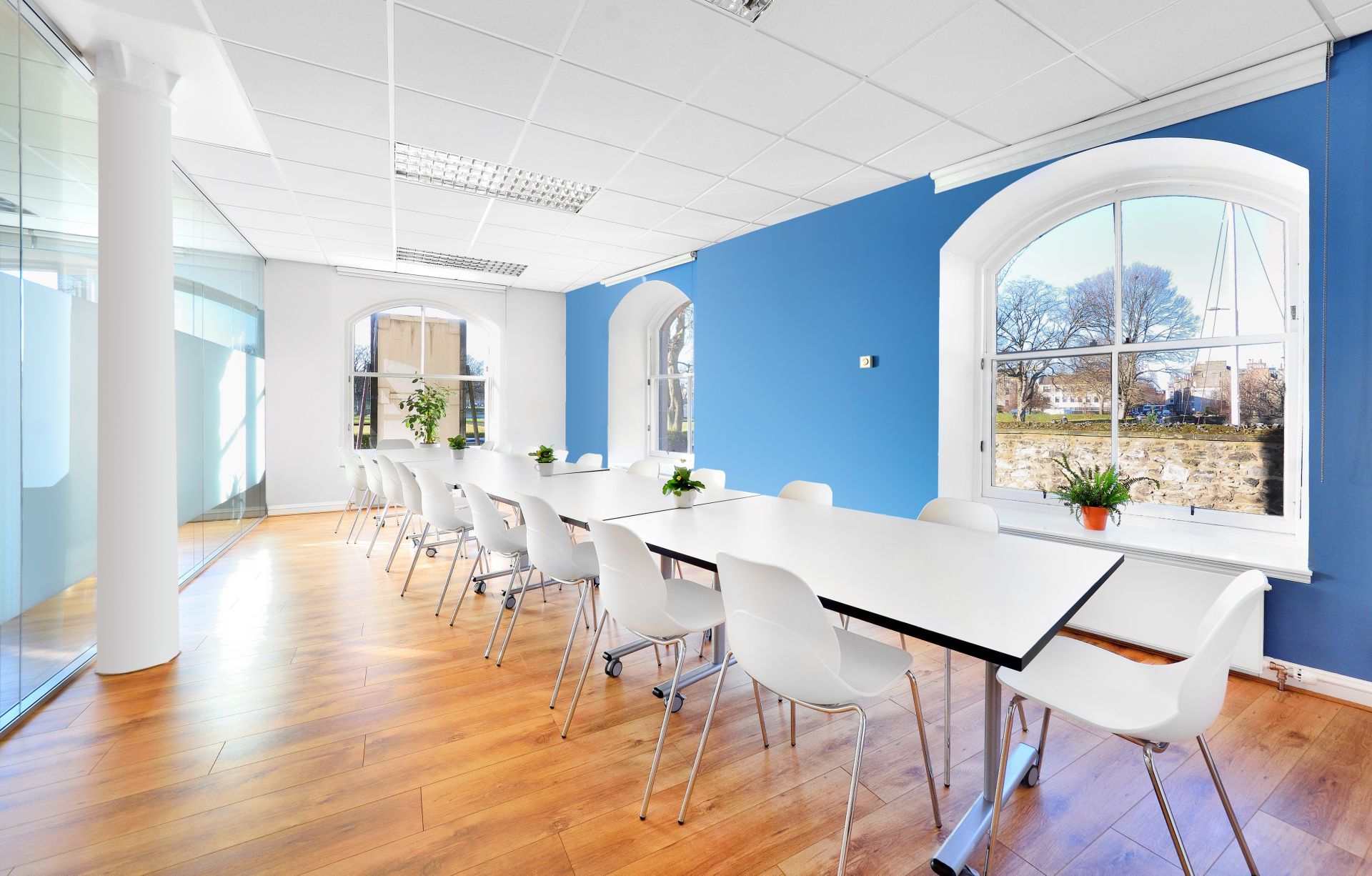 Foxglove Offices image 5