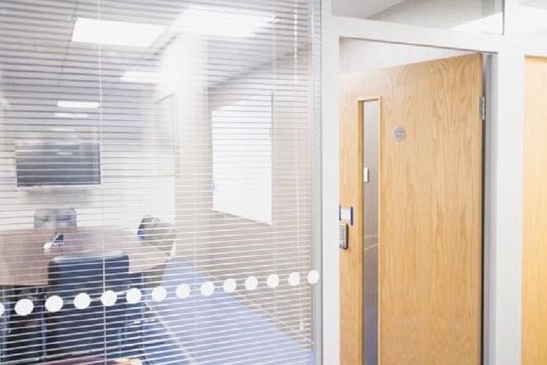 Farnham Offices image 4