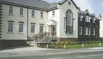 Farnham Offices image 1