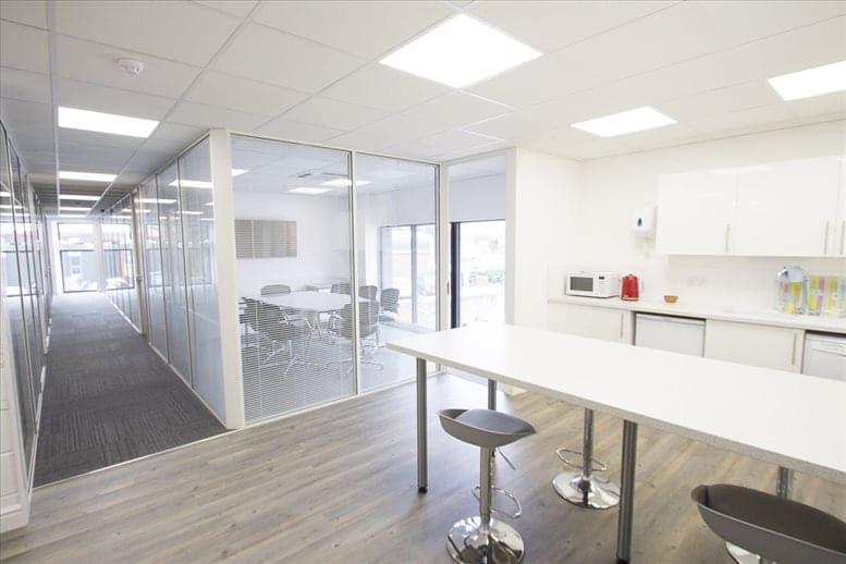 Farnham Offices image 5