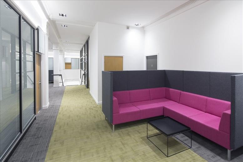 Centrum Offices image 4