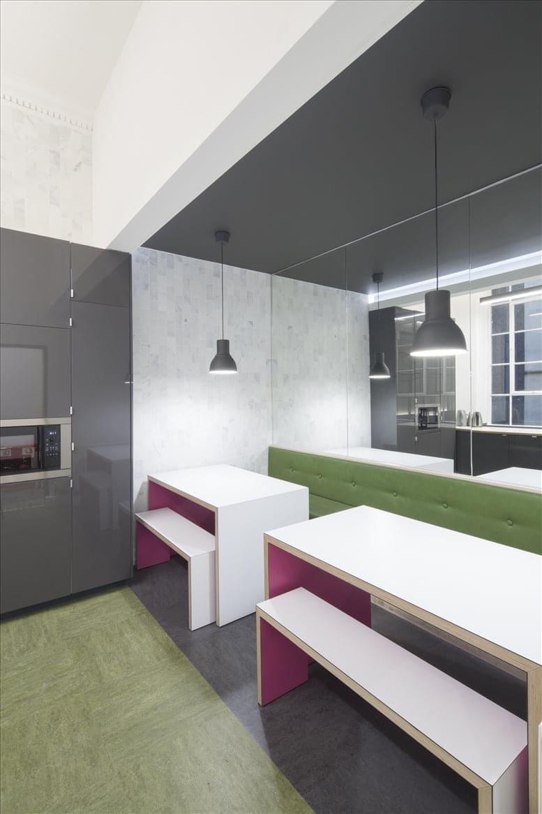 Centrum Offices image 5