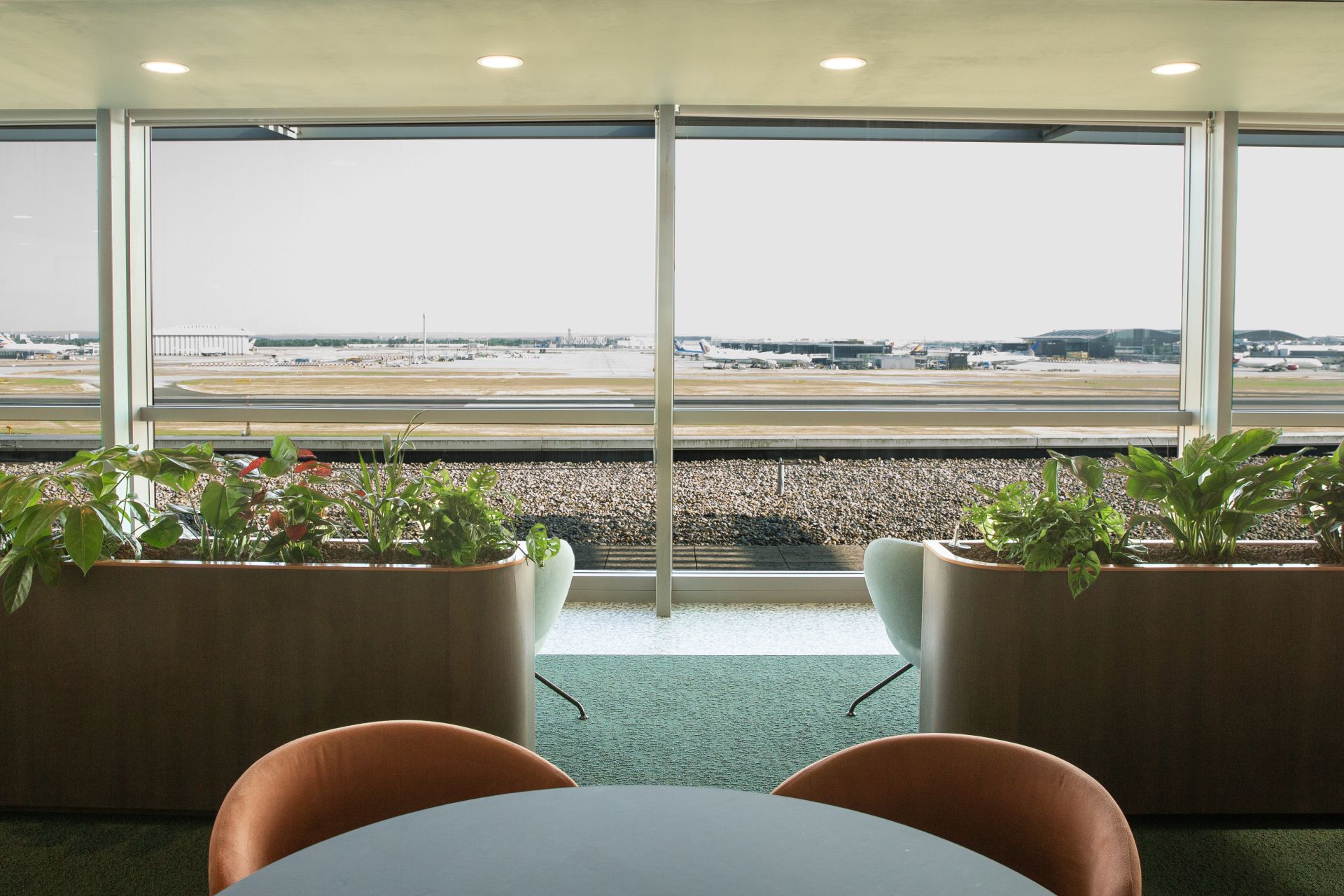 Heathrow coworking space image 4