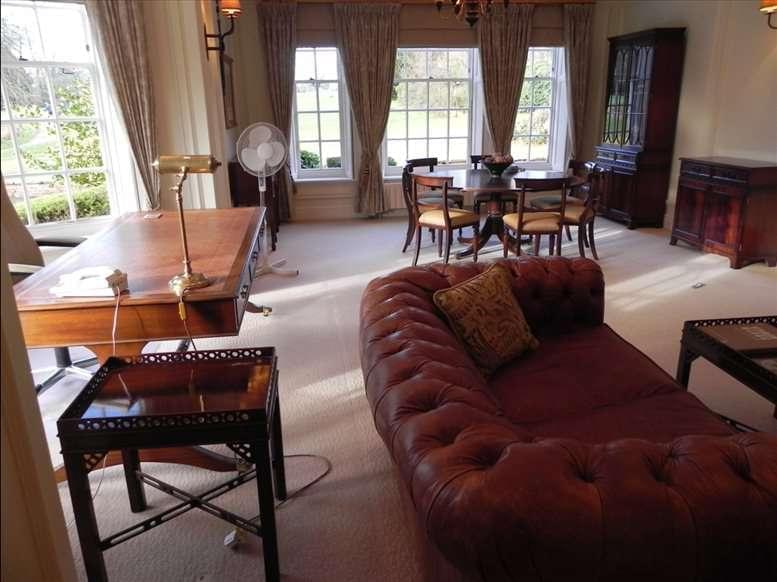 Badgemore House image 4