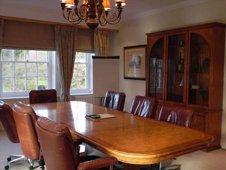 Badgemore House image 5