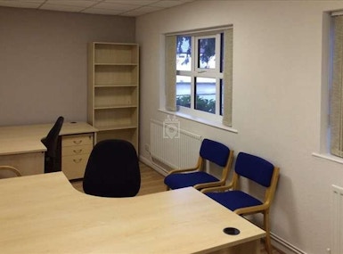 The Lawns Business Centre image 3