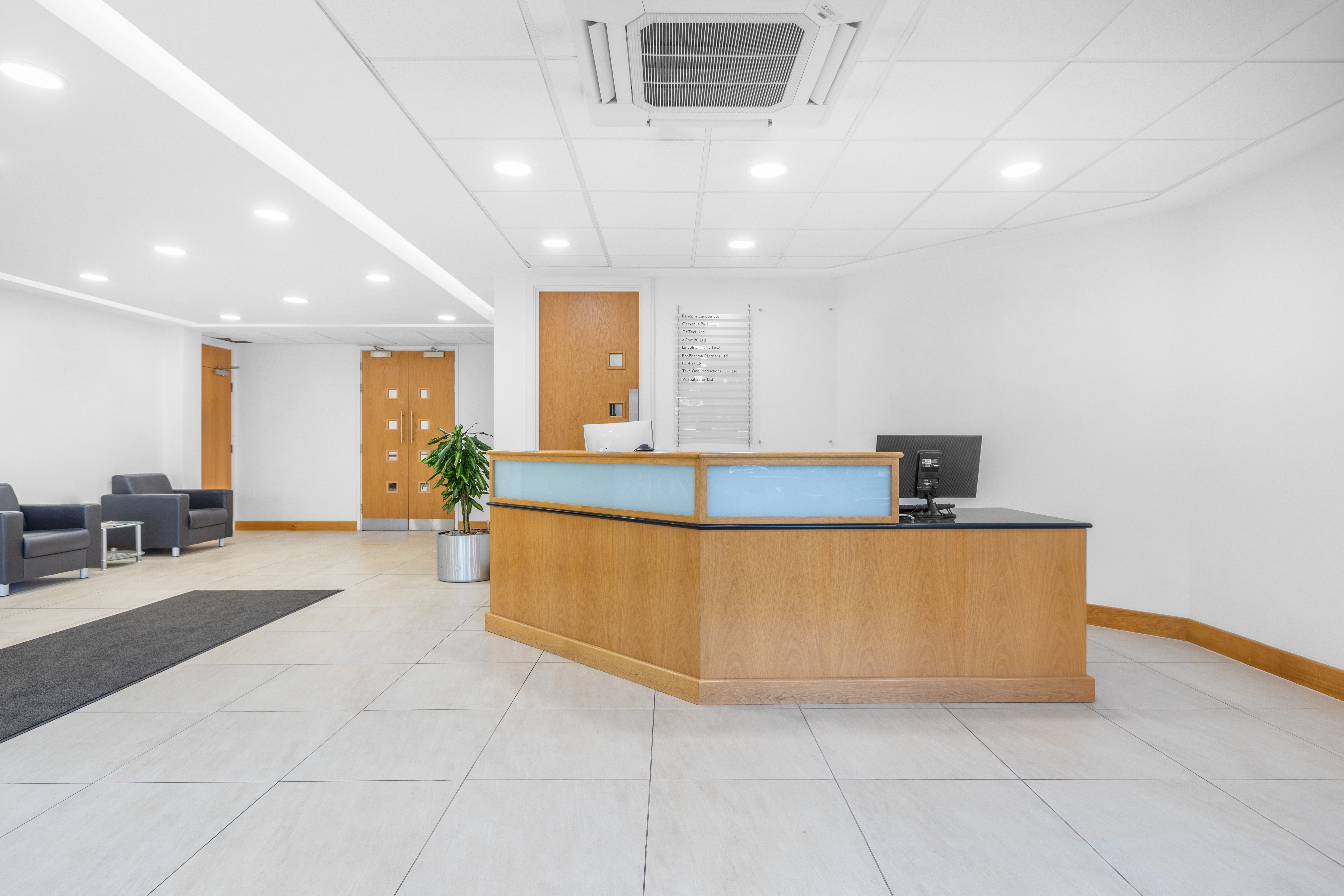 Regus - Horsham Worthing Road image 2