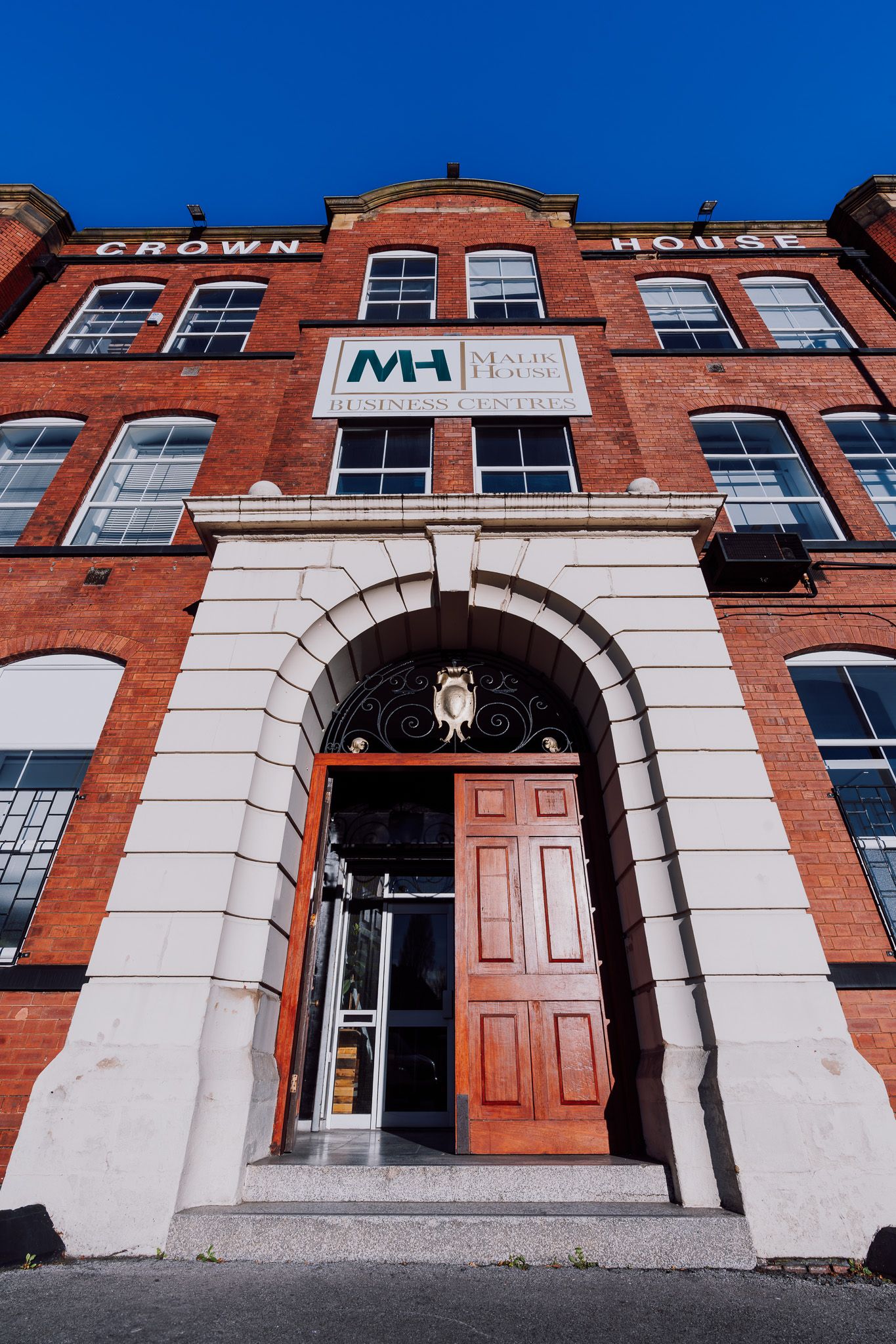 Malik House Crown House image 2