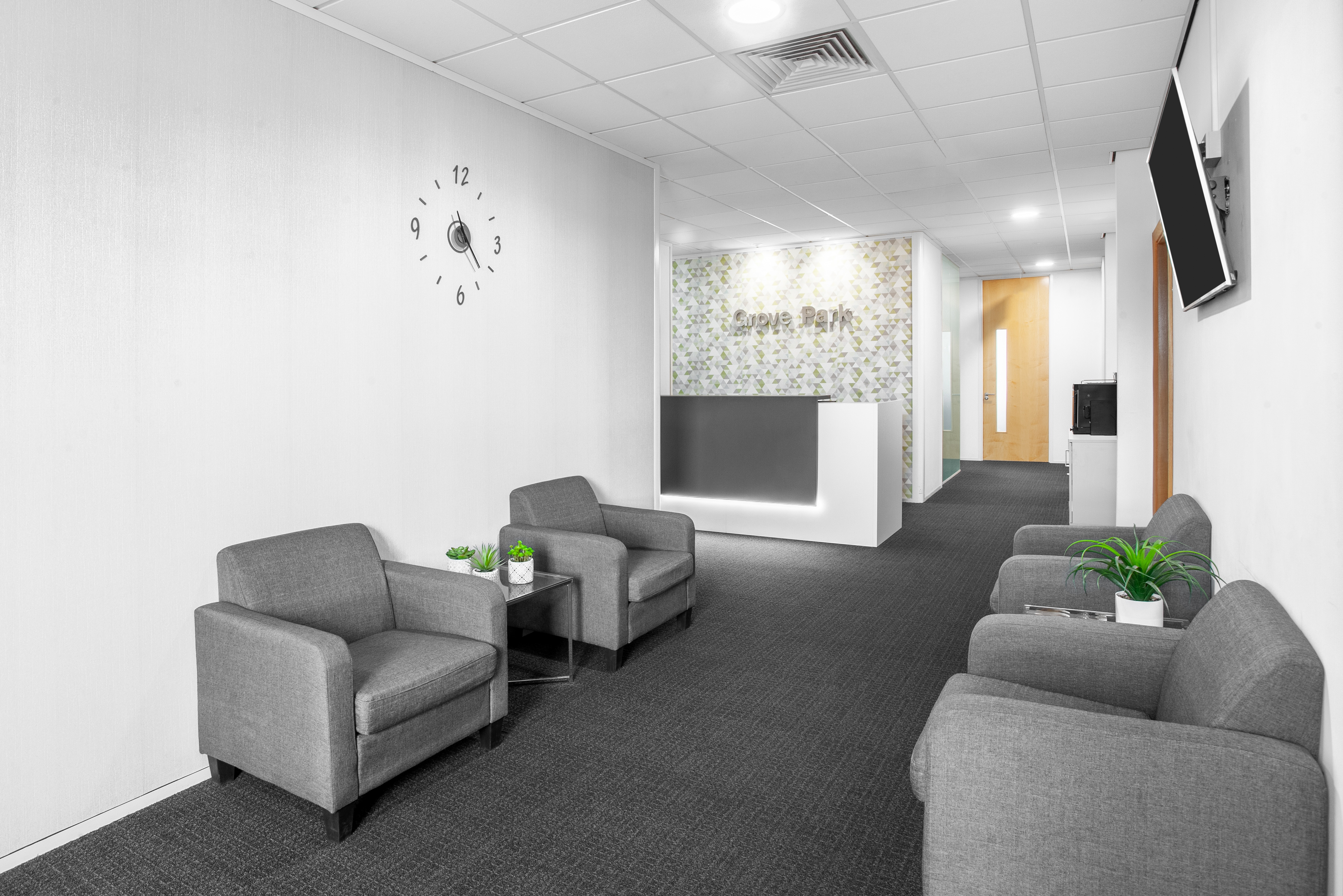 Regus - Leicester Grove Park image 5