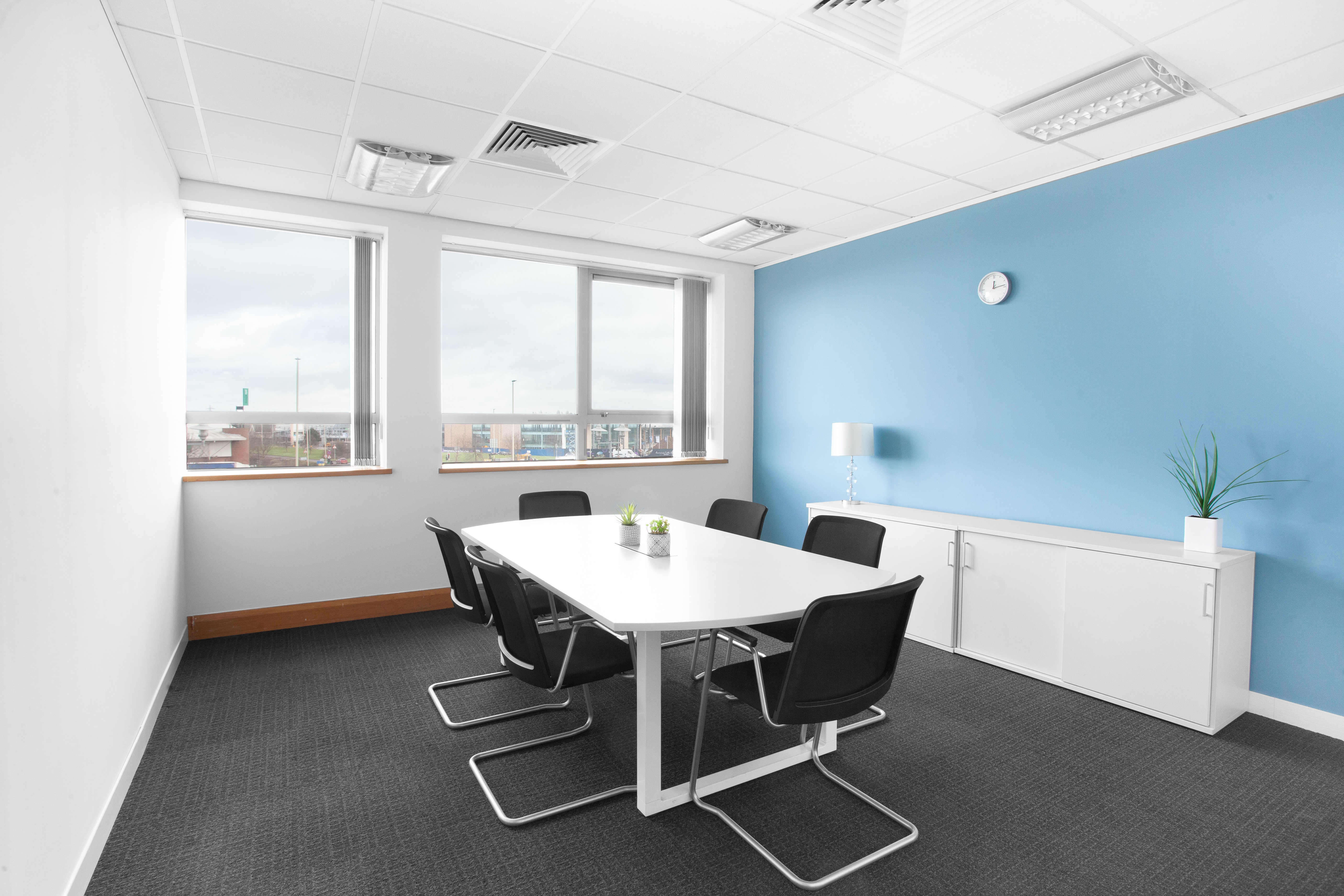 Regus - Leicester Grove Park image 4