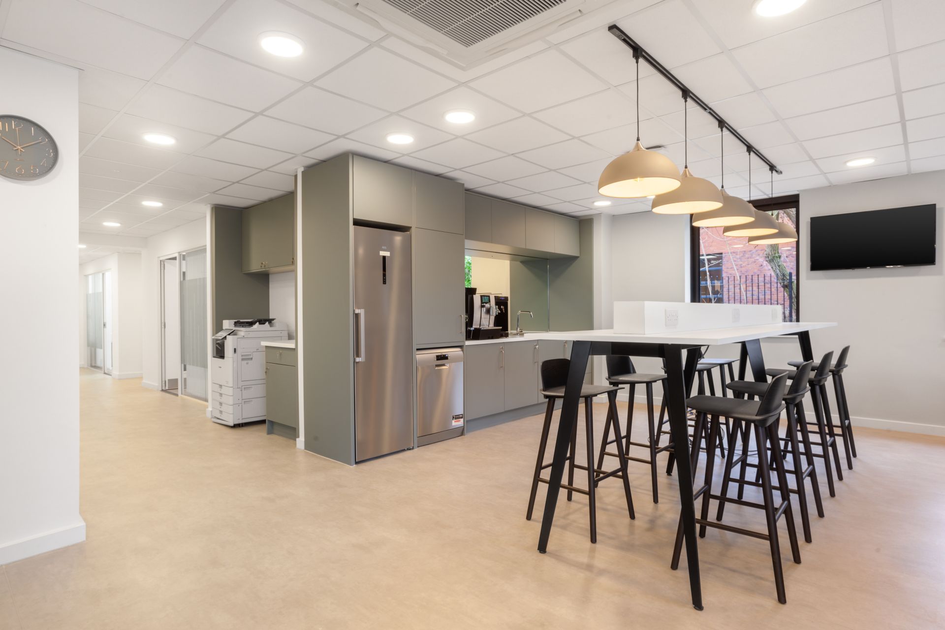 Regus Leicester Meridian Business Park image 5