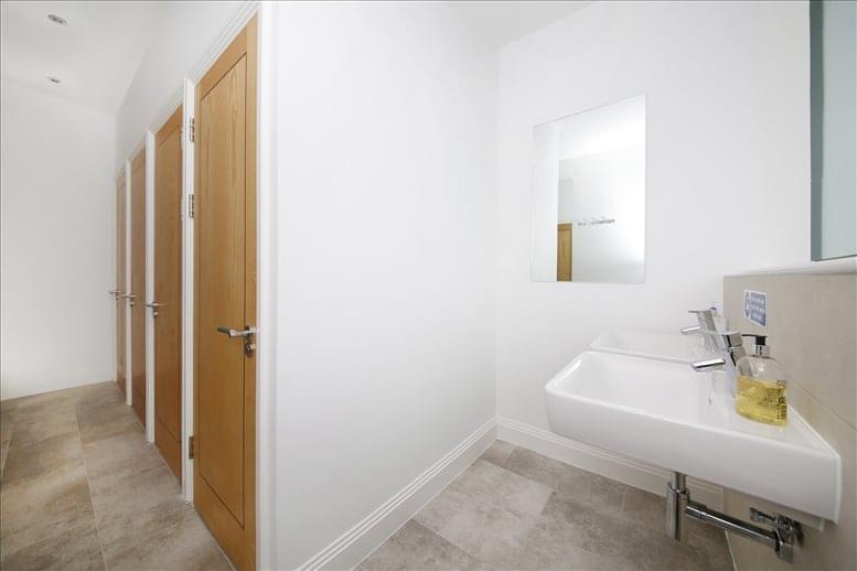 Curve Serviced Offices image 2