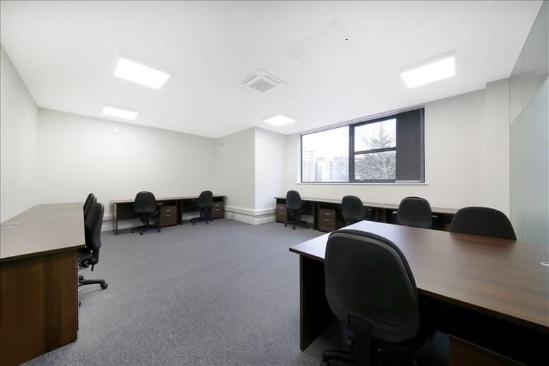 Curve Serviced Offices image 4