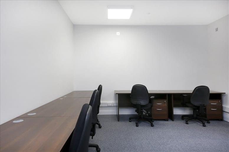 Curve Serviced Offices image 5