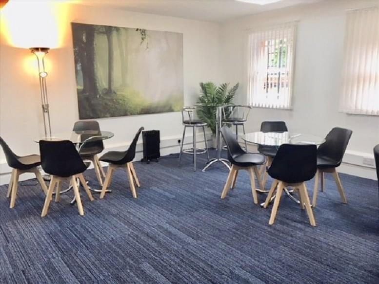 Unit Management Ltd image 3