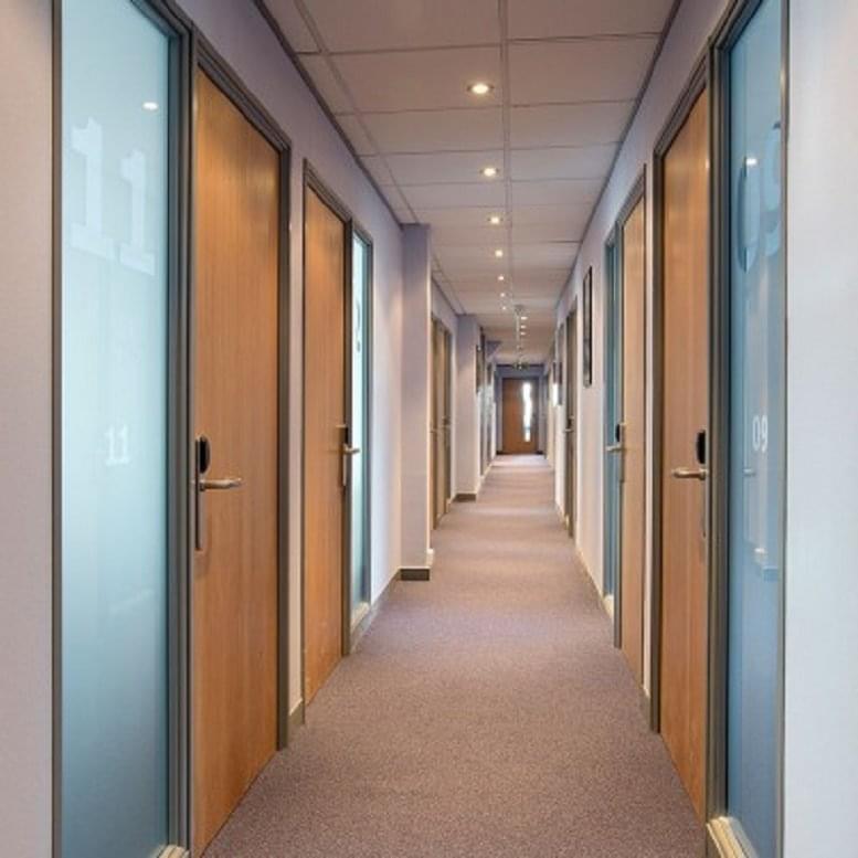 Complete Offices image 5