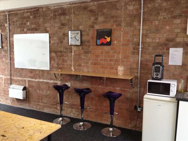 Pea Holdings Limited image 4