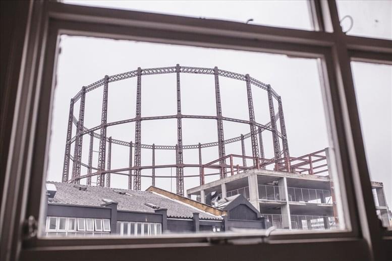 Oval Office Limited image 2