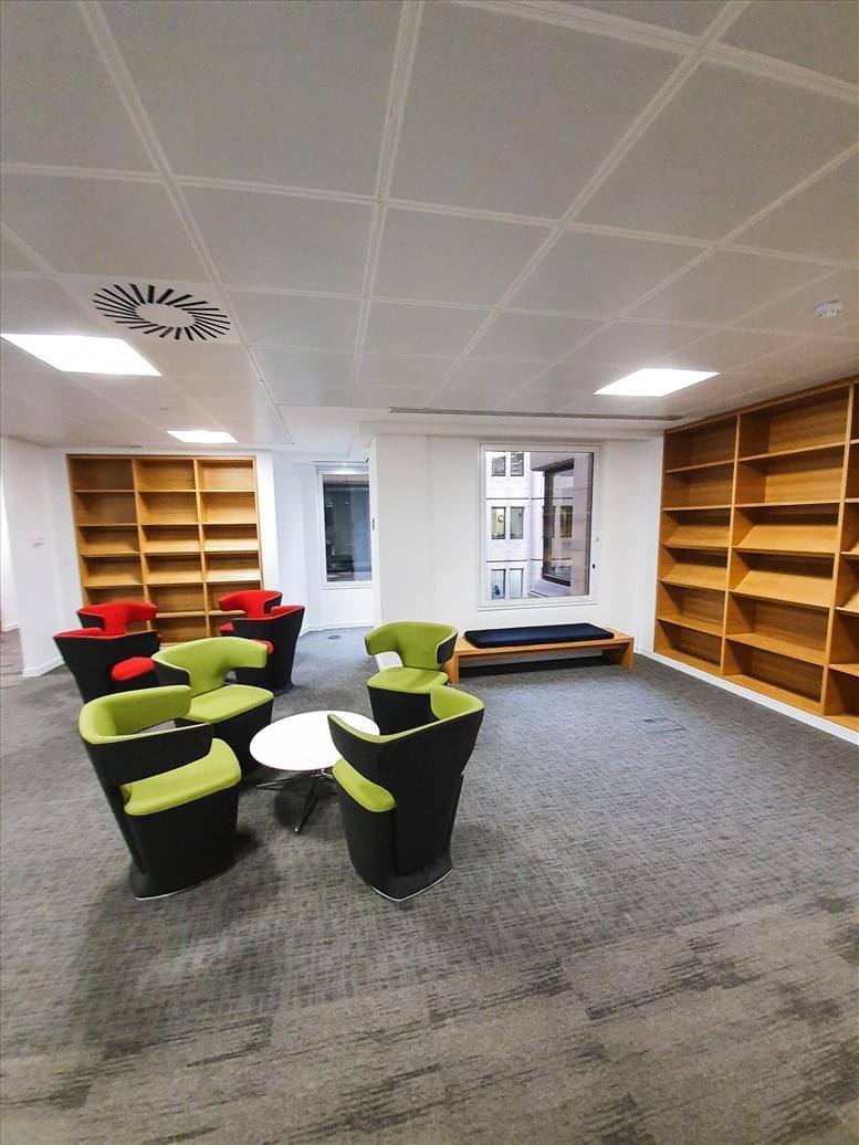 90 Long Acre image 3