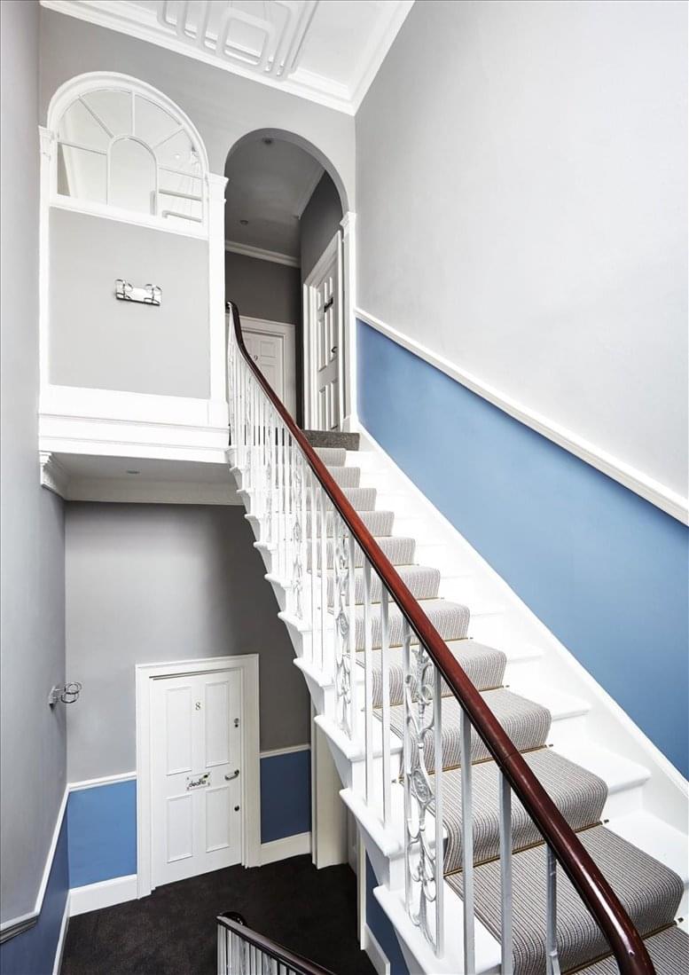 Podium Space image 3