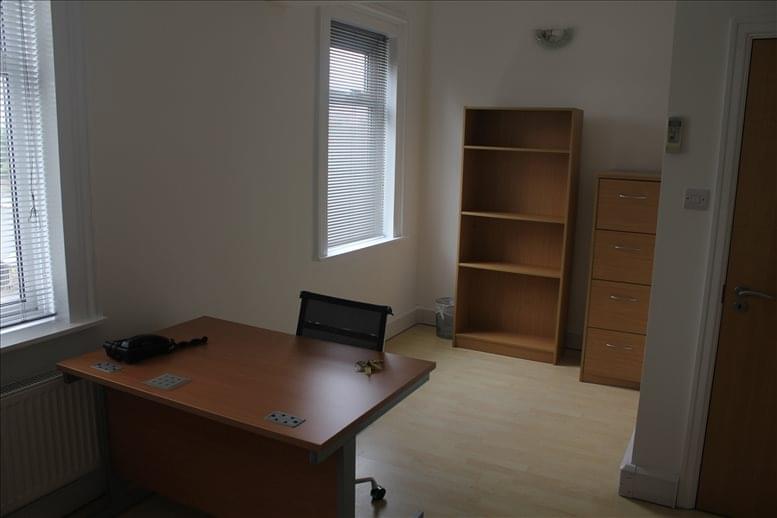 Daws Lane Business Centre image 3